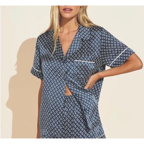Eberjey Inez Button Up Short Sleeve Pajama Shirt Small Washable 100% Silk Top - Picture 1 of 16